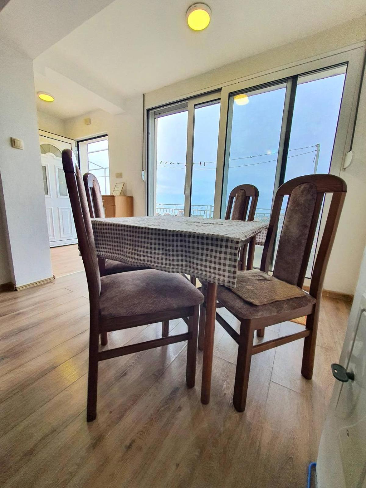 Apartments Radoman Улцинь Екстер'єр фото